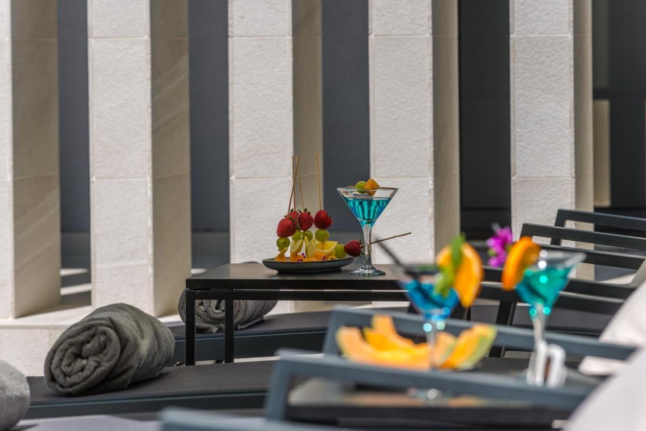 Villa Oasis - Your Luxury Home Away From Home Celopeci Exteriör bild